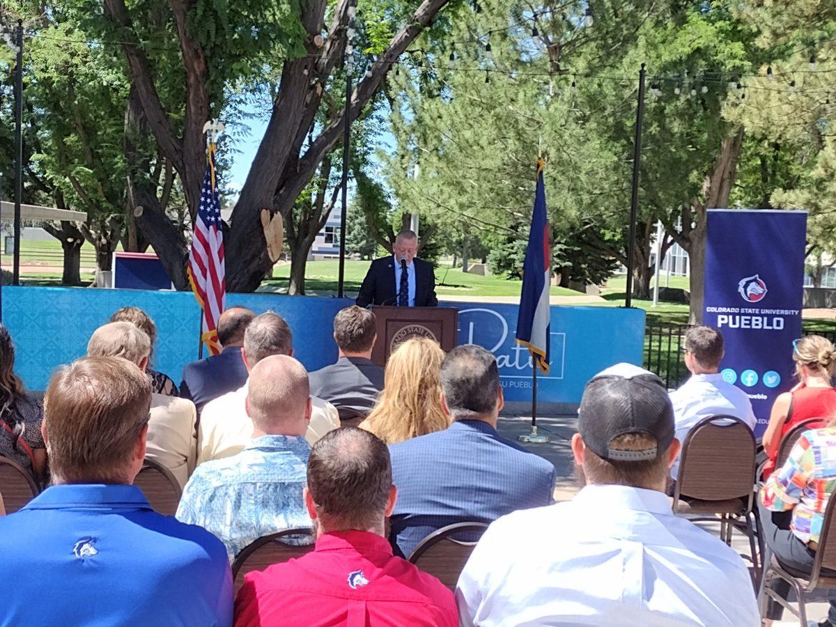 CSU+Pueblo+President+Dr.+Timothy+Mottet+speaks+to+a+standing-room-only+crowd+about+the+new+Southern+Colorado+Institute+of+Transportation+Technology+Thursday%2C+July+7%2C+on+the+Patio+at+the+Occhiato+Student+Center.+%5BToday+photo%2FCassime+Joseph%5D