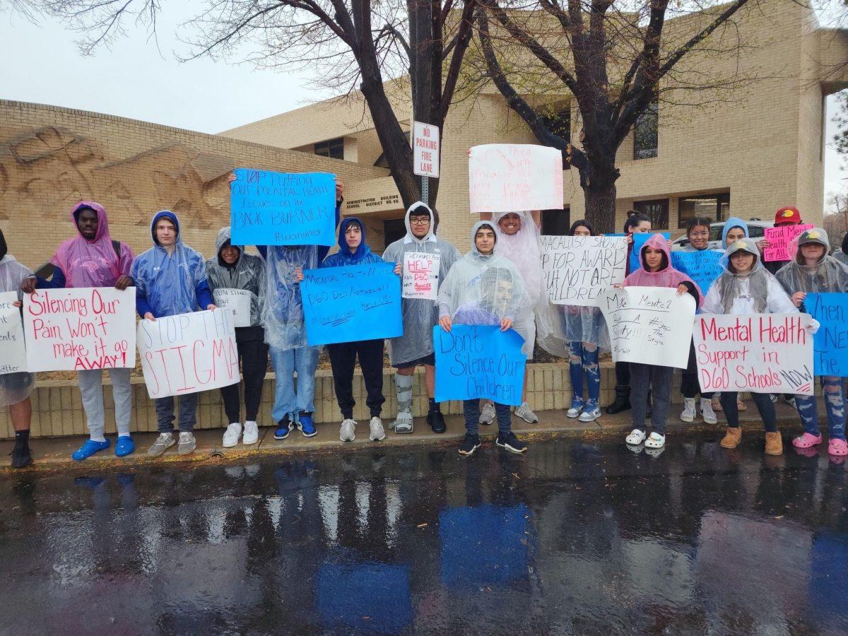Students outside the Pueblo School District 60 administration building protesting for a change on the mental health issues within the schools. Photo provided by Sol Sandioval Tafoya.